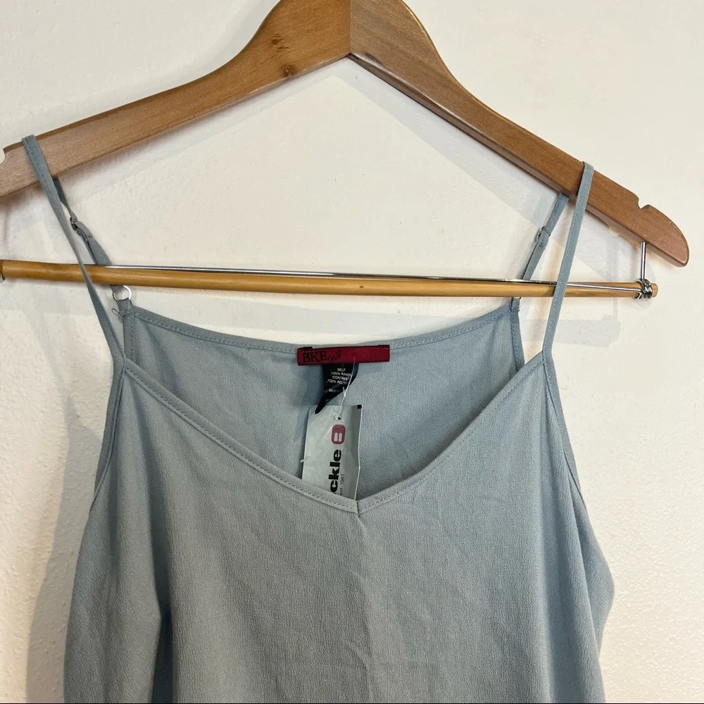 2/$25 NWT BKE Red Buckle Pale Blue Minimalist Scalloped Lace Simple Hott Tank - Picture 7 of 10